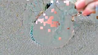 blondydream с игрушкой