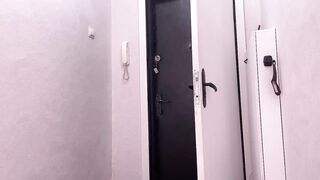 Минет в виде чаевых курьеру