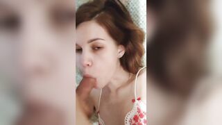 ДЕВИЦА ОТСОСАЛА