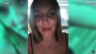 aleksabalan полностью голая, показала свою волосатую писю вблизи с Lovensом внутри нее