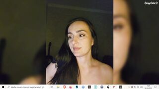 karenclark дрочит пальчиками и расческой свою жирную пися