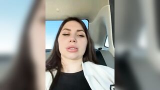 Girls-Leia в такси