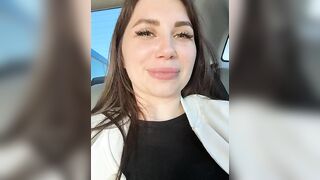 Girls-Leia в такси