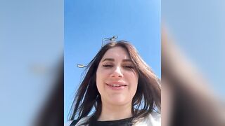 Girls-Leia в парке