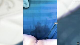 Lovensesgirl немного подрочила черным вибратором свою писю