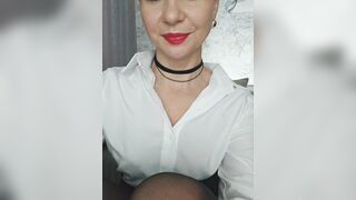 ToxicTiger в колготках