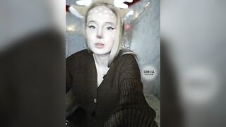 Mia_Wells
